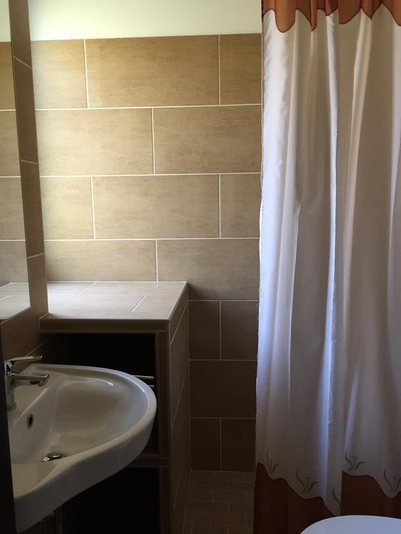 Magyar Golf Club Hotel Kisoroszi Luaran gambar