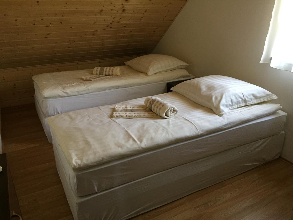 Magyar Golf Club Hotel Kisoroszi Luaran gambar